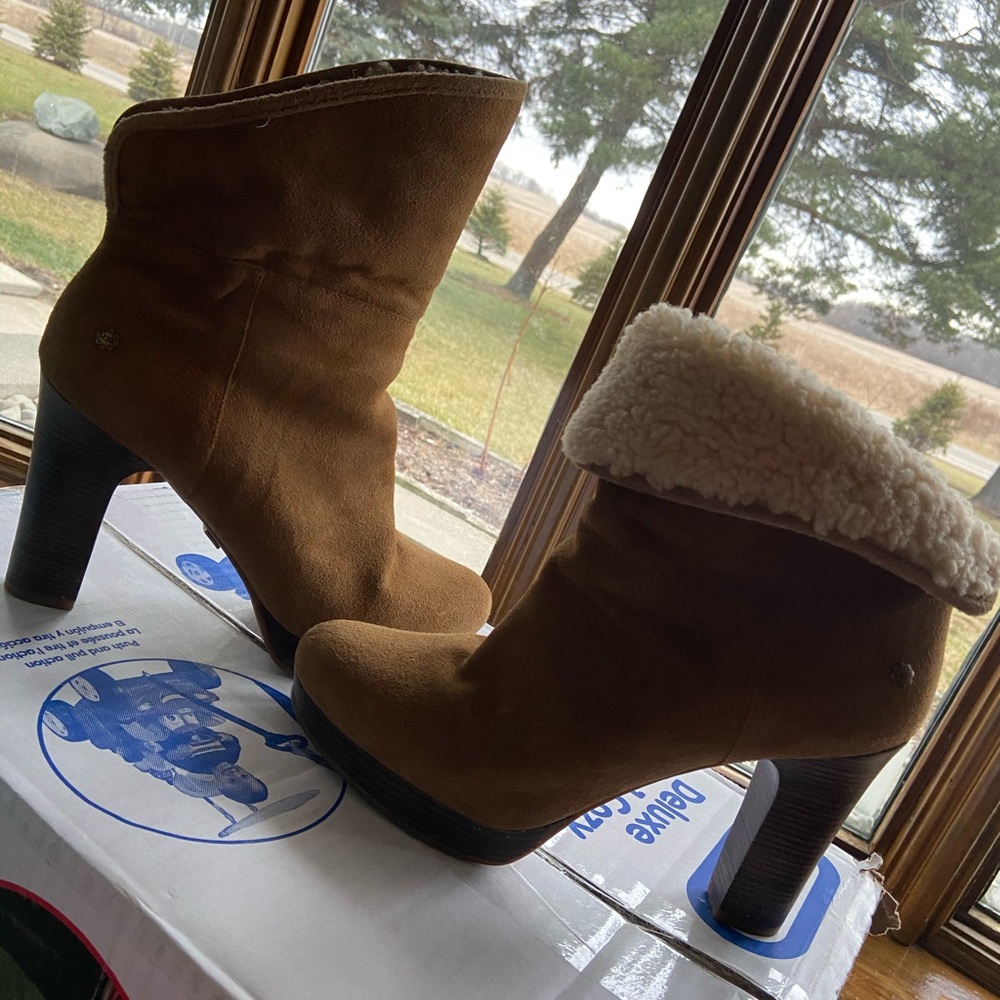 Ugg Heels - image 1